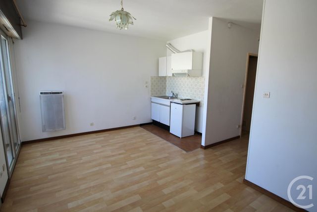 Appartement F1 à louer - 1 pièce - 25.8 m2 - SAVERNE - 67 - ALSACE - Century 21 Pays Du Haut Barr Appartement F1 à louer - 1 pièce - 25.8 m2 - SAVERNE - 67 - ALSACE - Century 21 Pays Du Haut Barr
