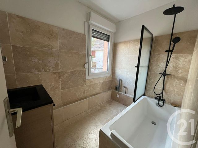 Appartement F2 à vendre - 2 pièces - 57.0 m2 - SAVERNE - 67 - ALSACE - Century 21 Pays Du Haut Barr