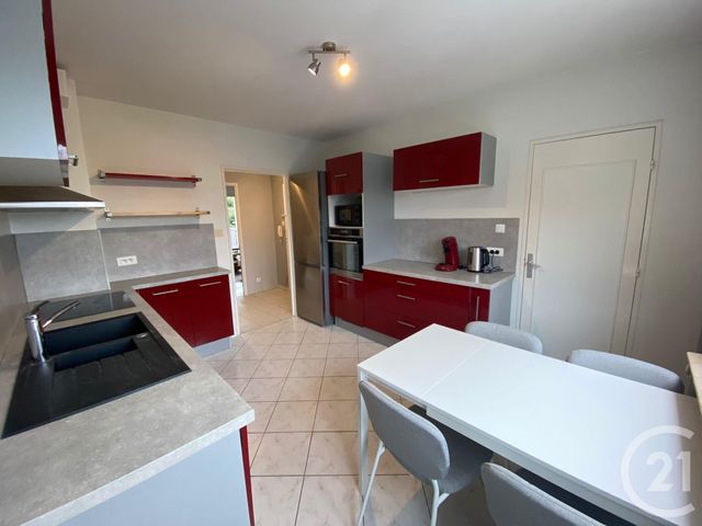 Afficher la photo en grand Appartement F2 à louer - 2 pièces - 97.0 m2 - HOENHEIM - 67 - ALSACE - Century 21 Pays Du Haut Barr