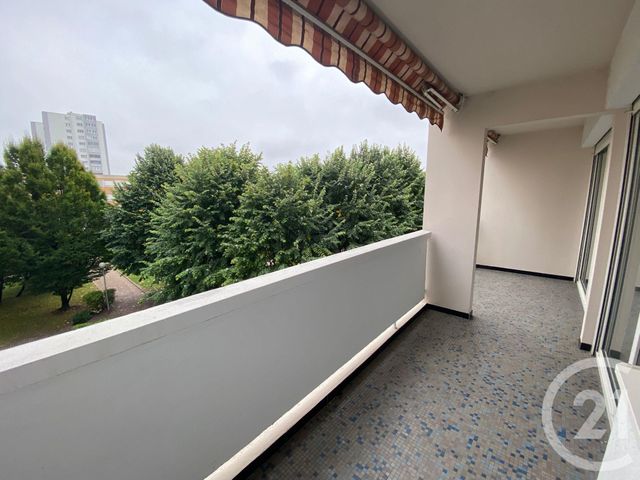 Afficher la photo en grand Appartement F2 à louer - 2 pièces - 97.0 m2 - HOENHEIM - 67 - ALSACE - Century 21 Pays Du Haut Barr
