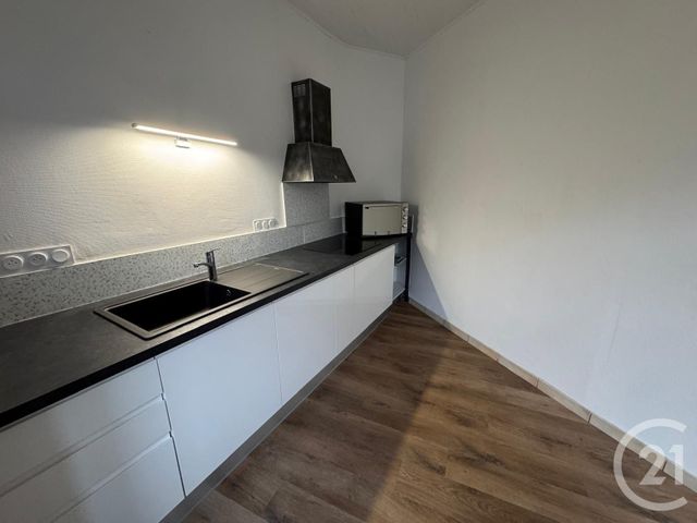 Appartement F5 à louer - 5 pièces - 95.0 m2 - LUTZELBOURG - 57 - LORRAINE - Century 21 Pays Du Haut Barr