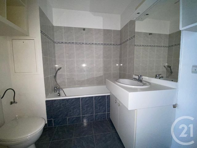 Appartement F2 à louer - 2 pièces - 40.67 m2 - SCHILTIGHEIM - 67 - ALSACE - Century 21 Pays Du Haut Barr