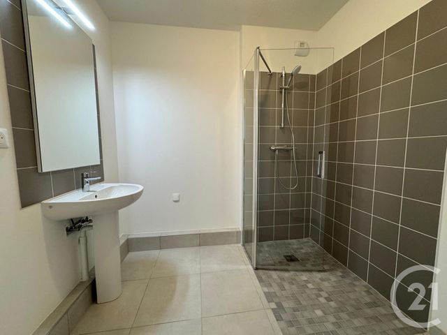 Appartement F3 à louer - 3 pièces - 70.77 m2 - MONSWILLER - 67 - ALSACE - Century 21 Pays Du Haut Barr