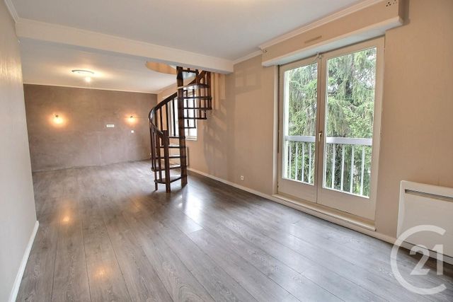 Appartement F5 à louer - 5 pièces - 91.7 m2 - SAVERNE - 67 - ALSACE - Century 21 Pays Du Haut Barr