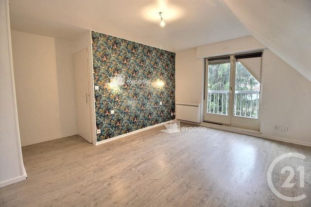 Appartement F5 à louer - 5 pièces - 91.7 m2 - SAVERNE - 67 - ALSACE - Century 21 Pays Du Haut Barr