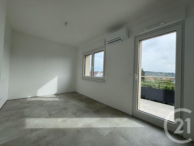 Appartement F3 à louer - 3 pièces - 75.0 m2 - SCHWINDRATZHEIM - 67 - ALSACE - Century 21 Pays Du Haut Barr