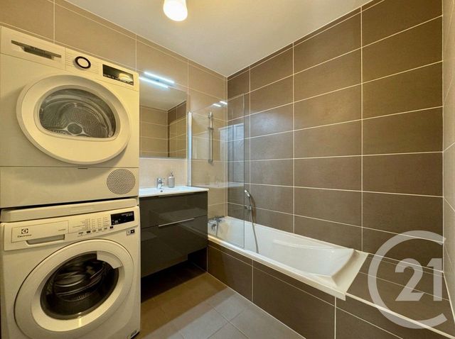 Appartement F3 à louer - 3 pièces - 65.47 m2 - STRASBOURG - 67 - ALSACE - Century 21 Pays Du Haut Barr