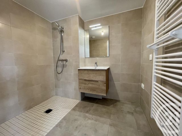 Appartement F2 à louer - 2 pièces - 44.84 m2 - HAGUENAU - 67 - ALSACE - Century 21 Pays Du Haut Barr