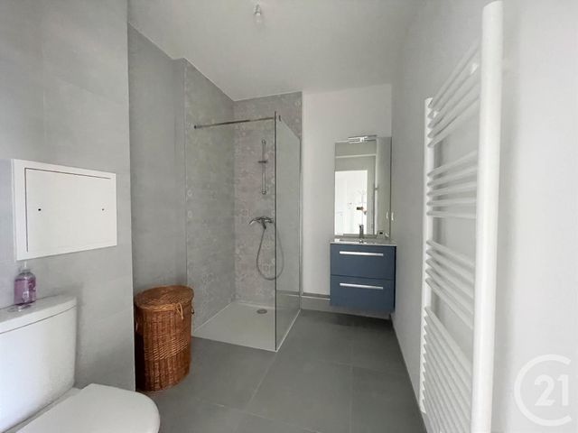 Appartement F2 à louer - 2 pièces - 38.6 m2 - HAGUENAU - 67 - ALSACE - Century 21 Pays Du Haut Barr