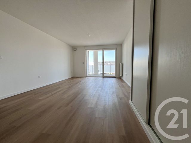 Appartement F2 à louer - 2 pièces - 55.45 m2 - HAGUENAU - 67 - ALSACE - Century 21 Pays Du Haut Barr