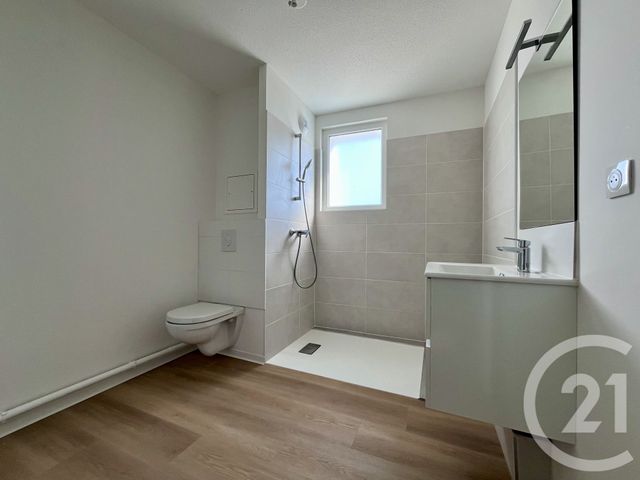 Appartement F2 à louer - 2 pièces - 54.83 m2 - HAGUENAU - 67 - ALSACE - Century 21 Pays Du Haut Barr