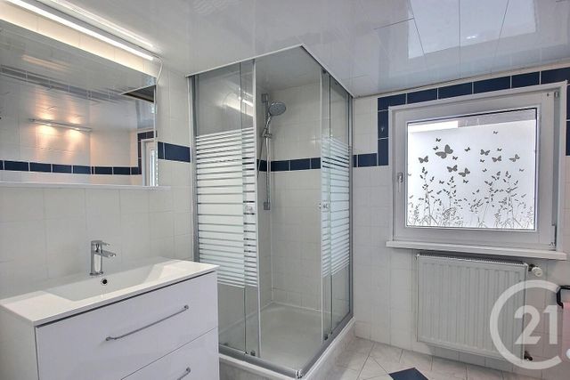 Appartement F5 à louer - 5 pièces - 122.77 m2 - OBERBRONN - 67 - ALSACE - Century 21 Pays Du Haut Barr